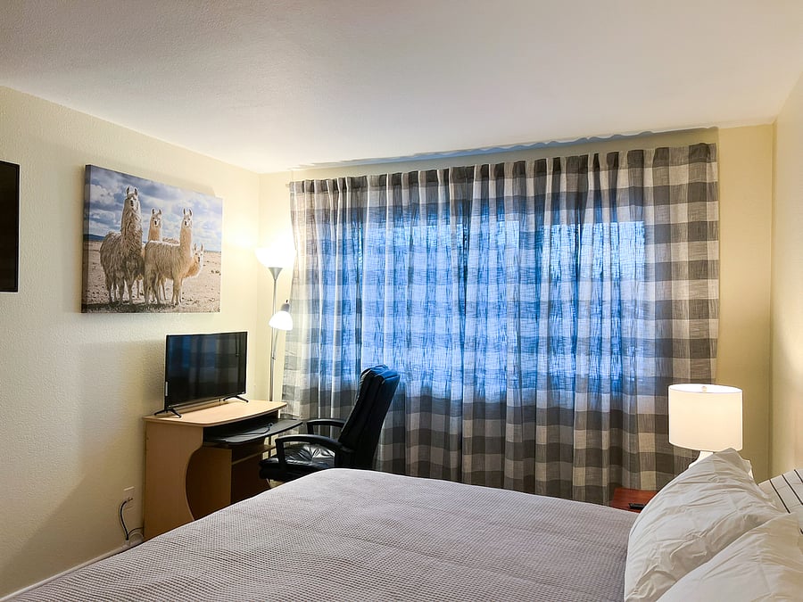 Furnished Finder property 648010_1 photo 11