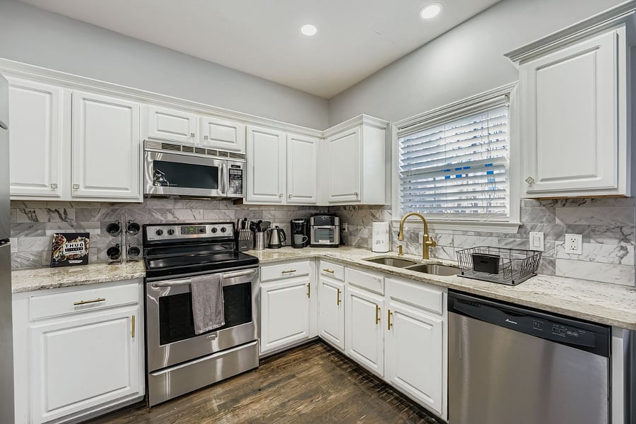 Furnished Finder property 648014_1 photo 11
