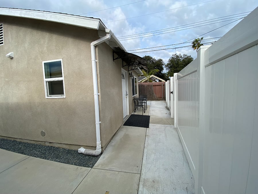 Furnished Finder property 648026_1 photo 15