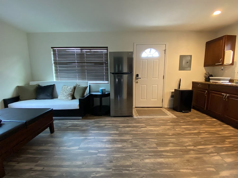 Furnished Finder property 648026_1 photo 24