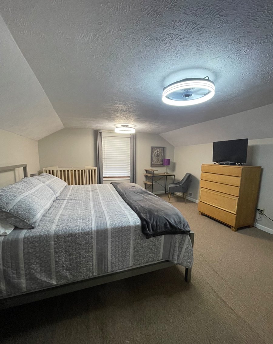 Upstairs bedroom