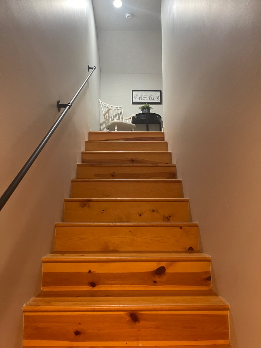 Upstairs bedroom
