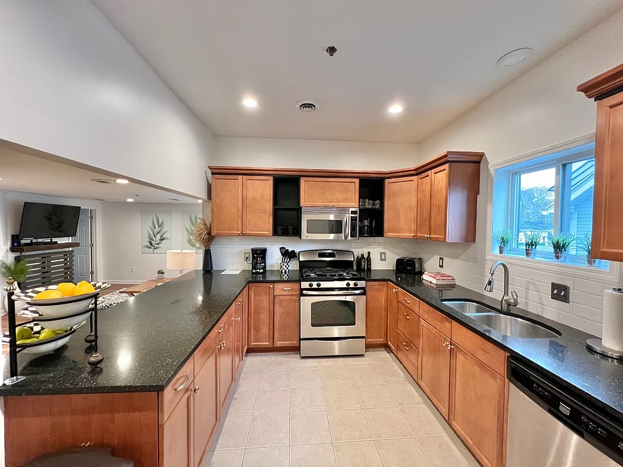 Furnished Finder property 648094_1 photo 4