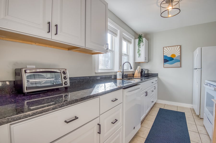 Furnished Finder property 648101_1 photo 9