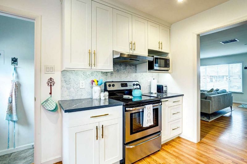 Fully stocked newly remodeled kitchen