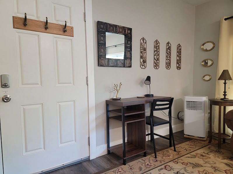 Furnished Finder property 648133_2 photo 3