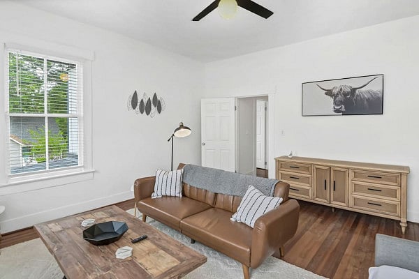 Furnished Finder property 648134_1 photo 11