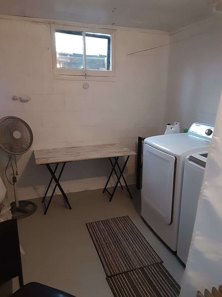 Go to www.airbnb.com/h/terre-haute-home-away-msuite to see reviews. Please contact thru FF (inquiry) to avoid any extra fees. $100 one-time cleaning fee is included in the first month's payment on arrival. Each additional month's stay is $925 per month.