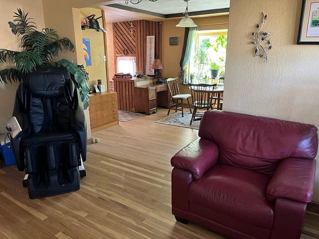Entrance looking towards the dinning room. Notice the massage chair?