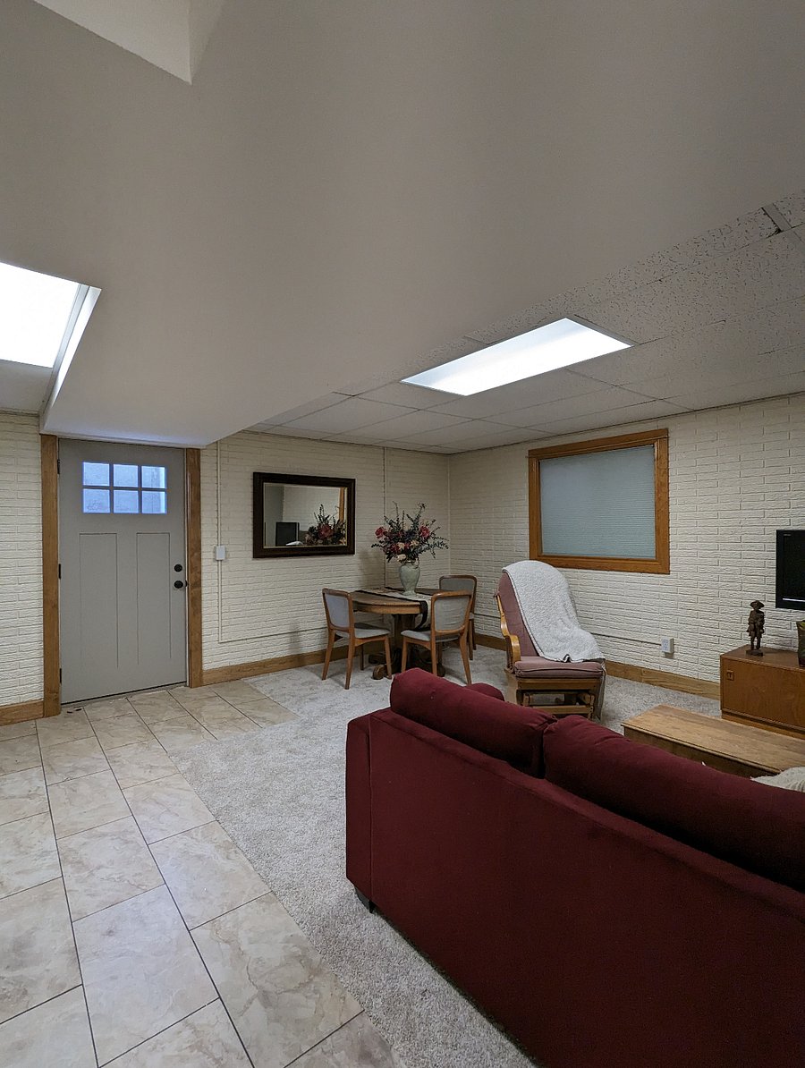 Furnished Finder property 648212_1 photo 2