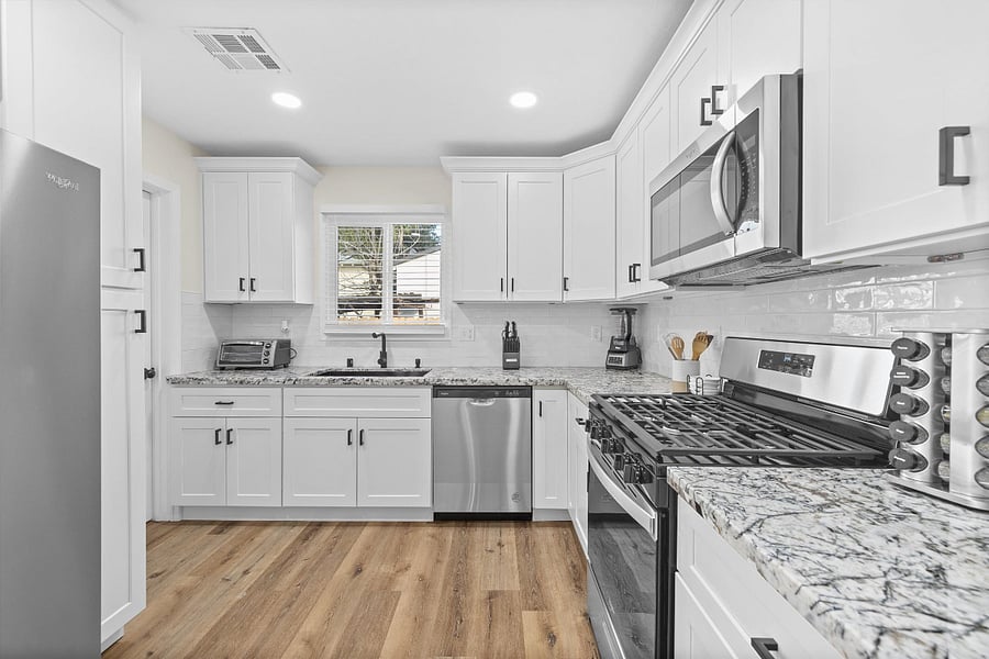 Furnished Finder property 648217_1 photo 13