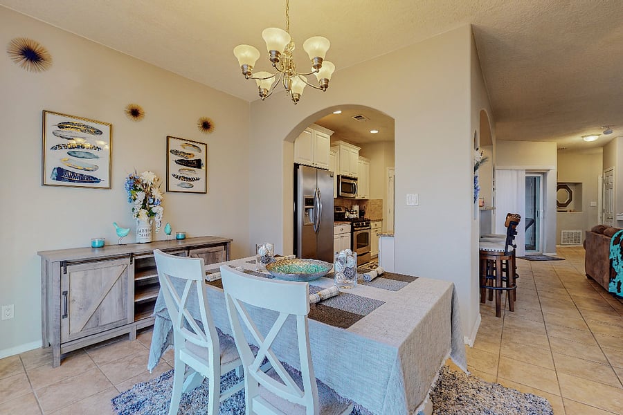 Furnished Finder property 648238_1 photo 3