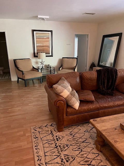 Furnished Finder property 648321_1 photo 8