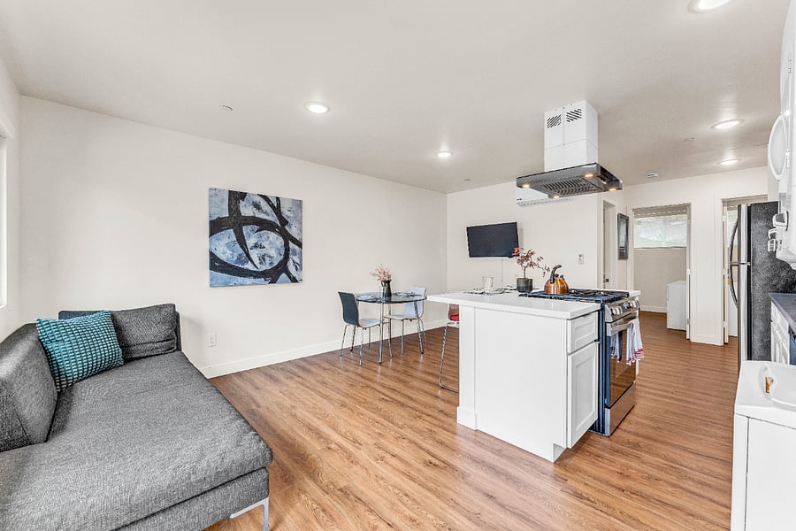 Furnished Finder property 648322_1 photo 7