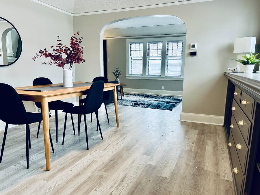 dining room - lots of light!