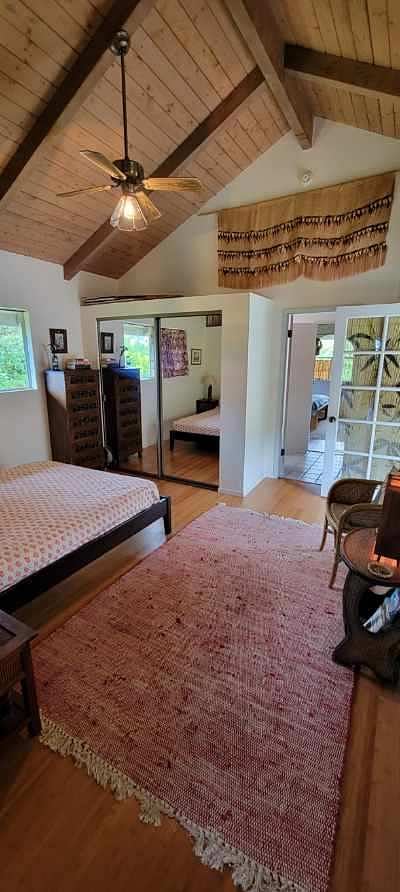 Middle Bedroom