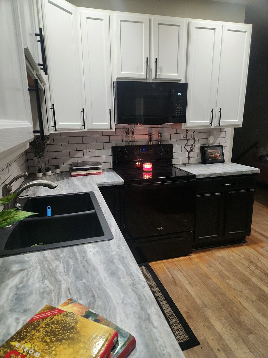 Furnished Finder property 648517_1 photo 3