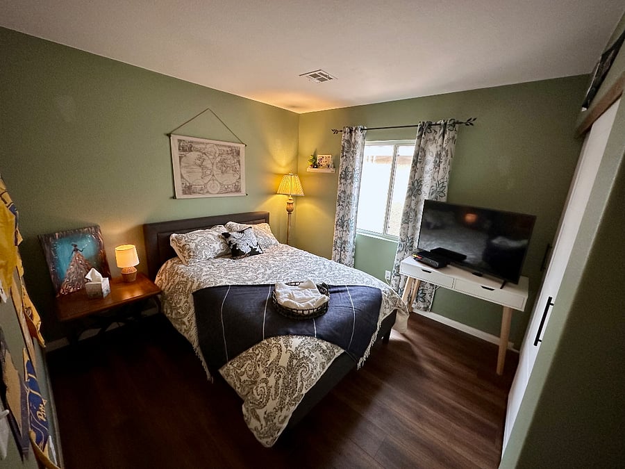 Bedroom 3 (Full bed)