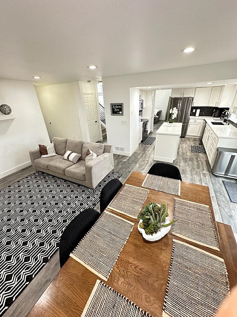 Furnished Finder property 648548_1 photo 33