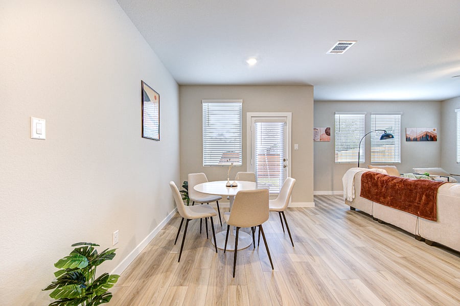 Furnished Finder property 648575_1 photo 15