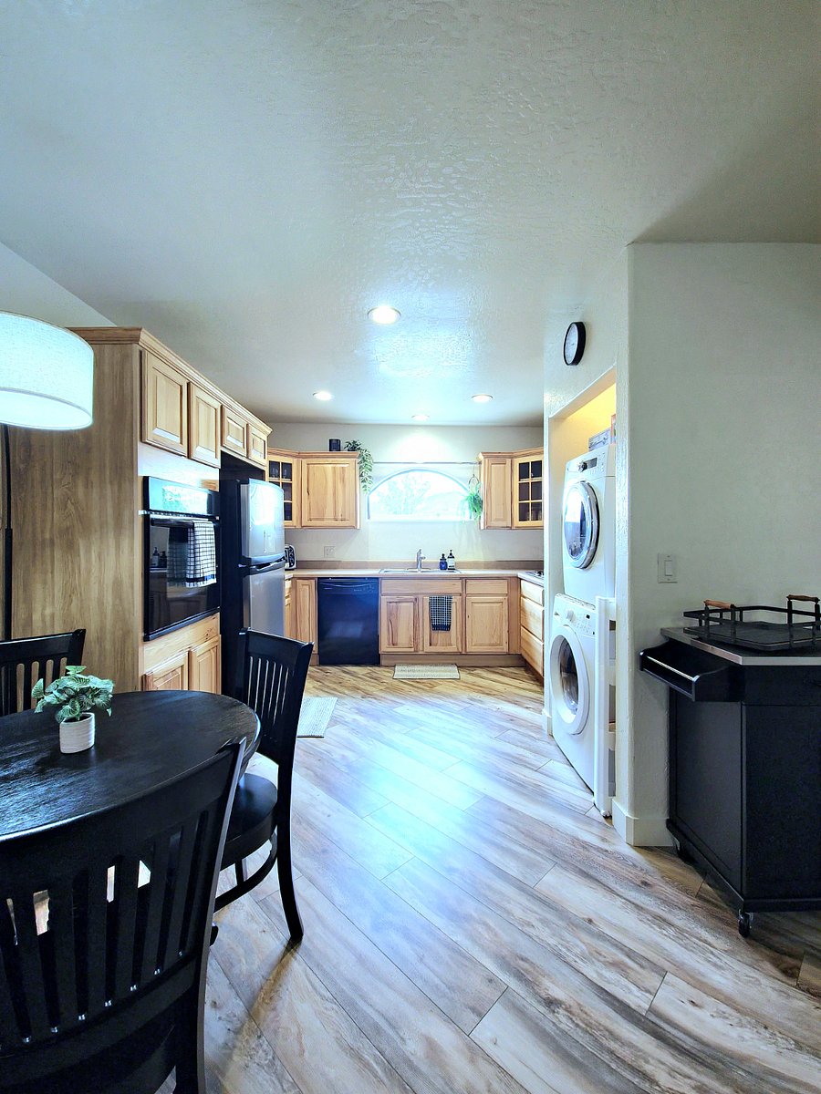 Furnished Finder property 648601_1 photo 9
