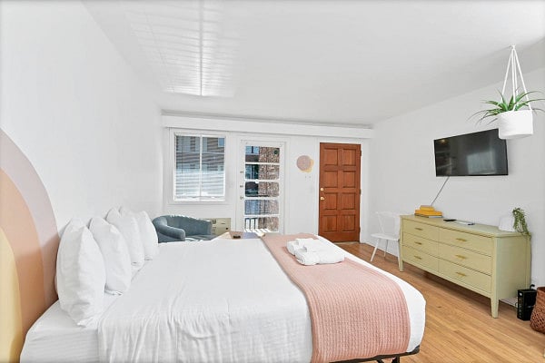 Furnished Finder property 648628_1 photo 4