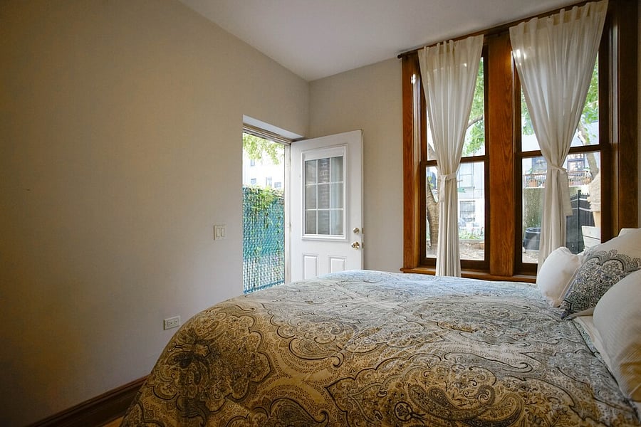 Bedroom 1 to Garden