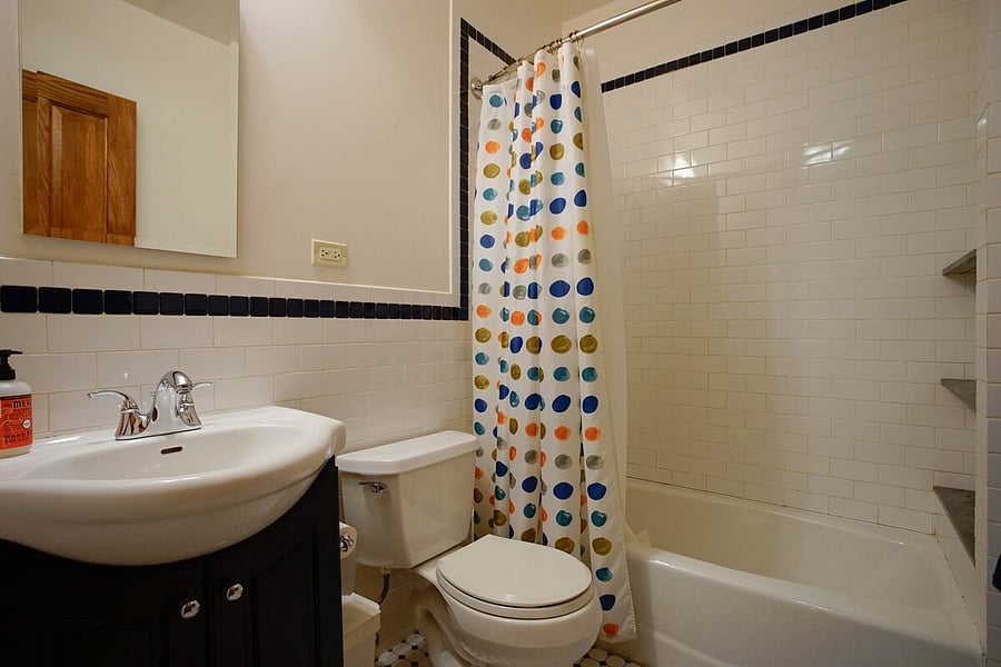 Full Bath with tub