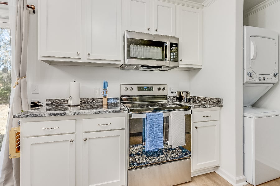 Furnished Finder property 648834_1 photo 11