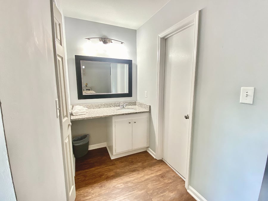 Furnished Finder property 648892_1 photo 12