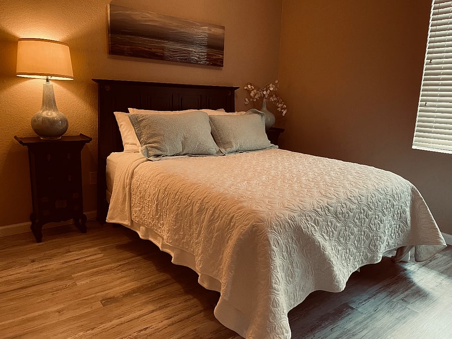 2nd bedroom