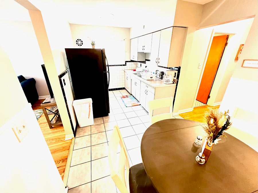 Golden Escape Apartment 3 Kitchen