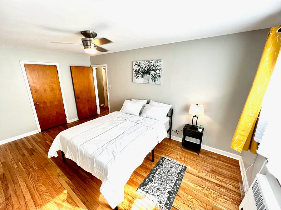 Golden Escape Apartment 3 Bedroom 1