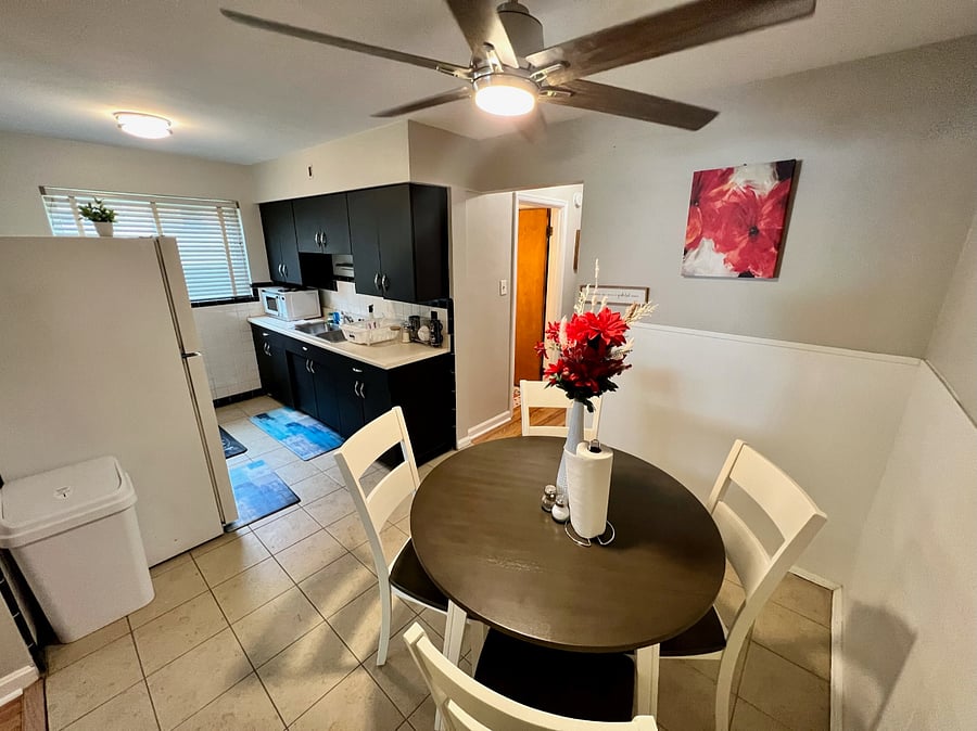 Red Ruby Apartment 1 Kitchen