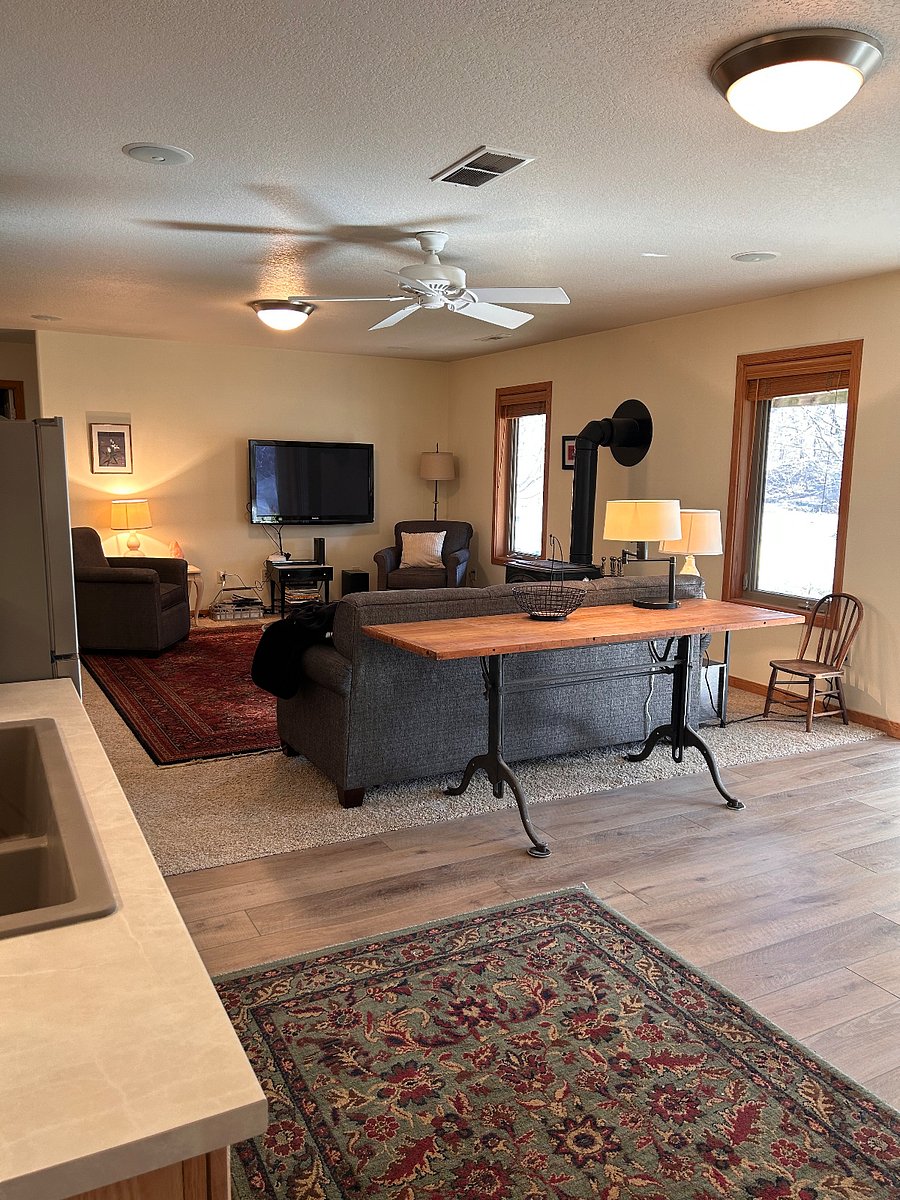 Furnished Finder property 649010_1 photo 17