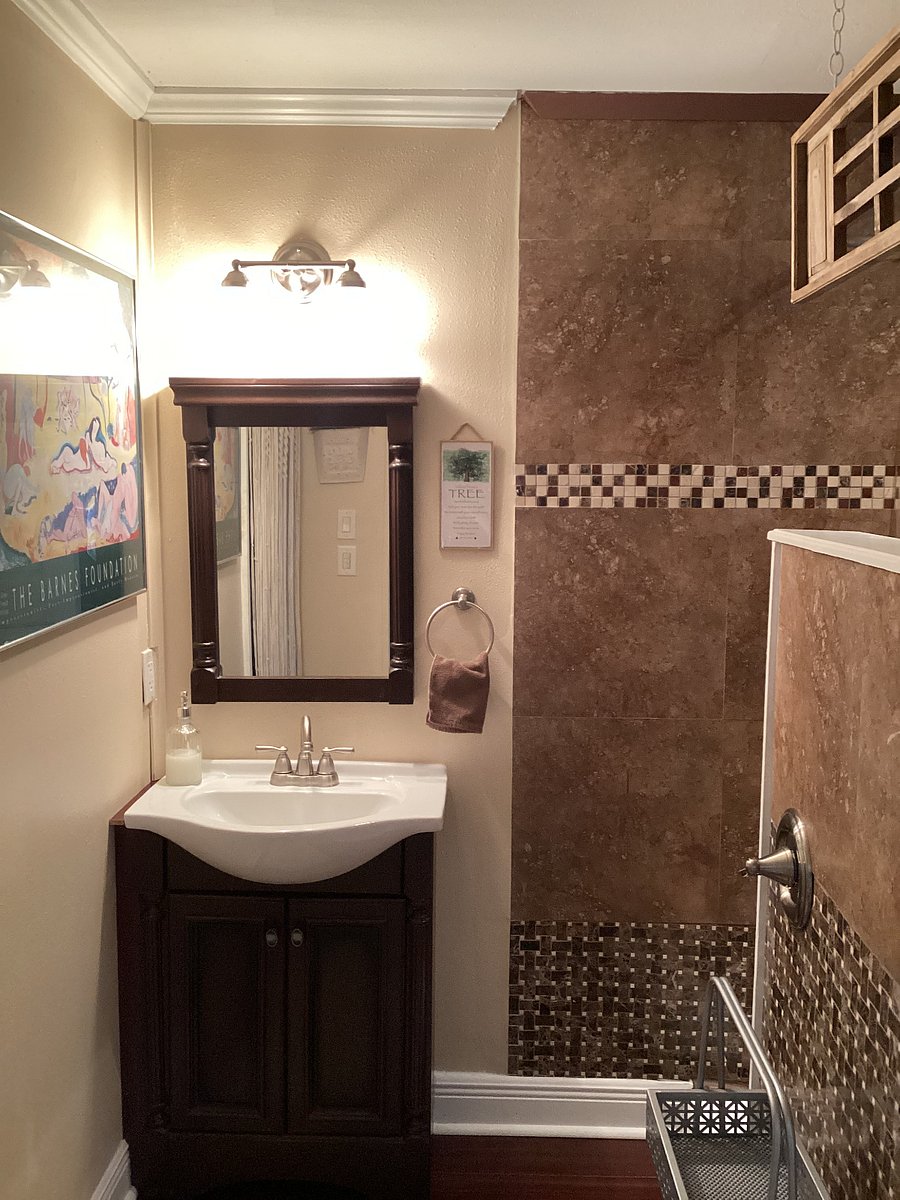 Private bath shower
