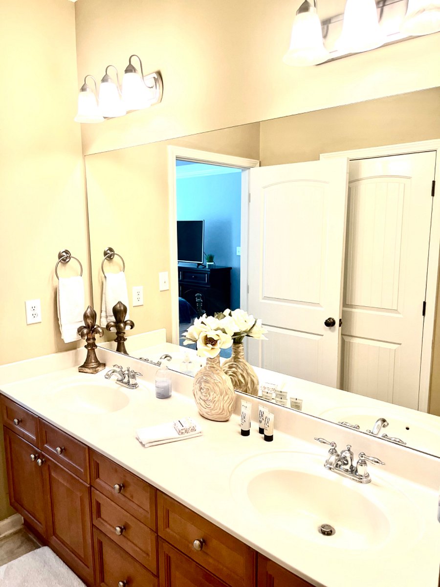 Furnished Finder property 649082_1 photo 11