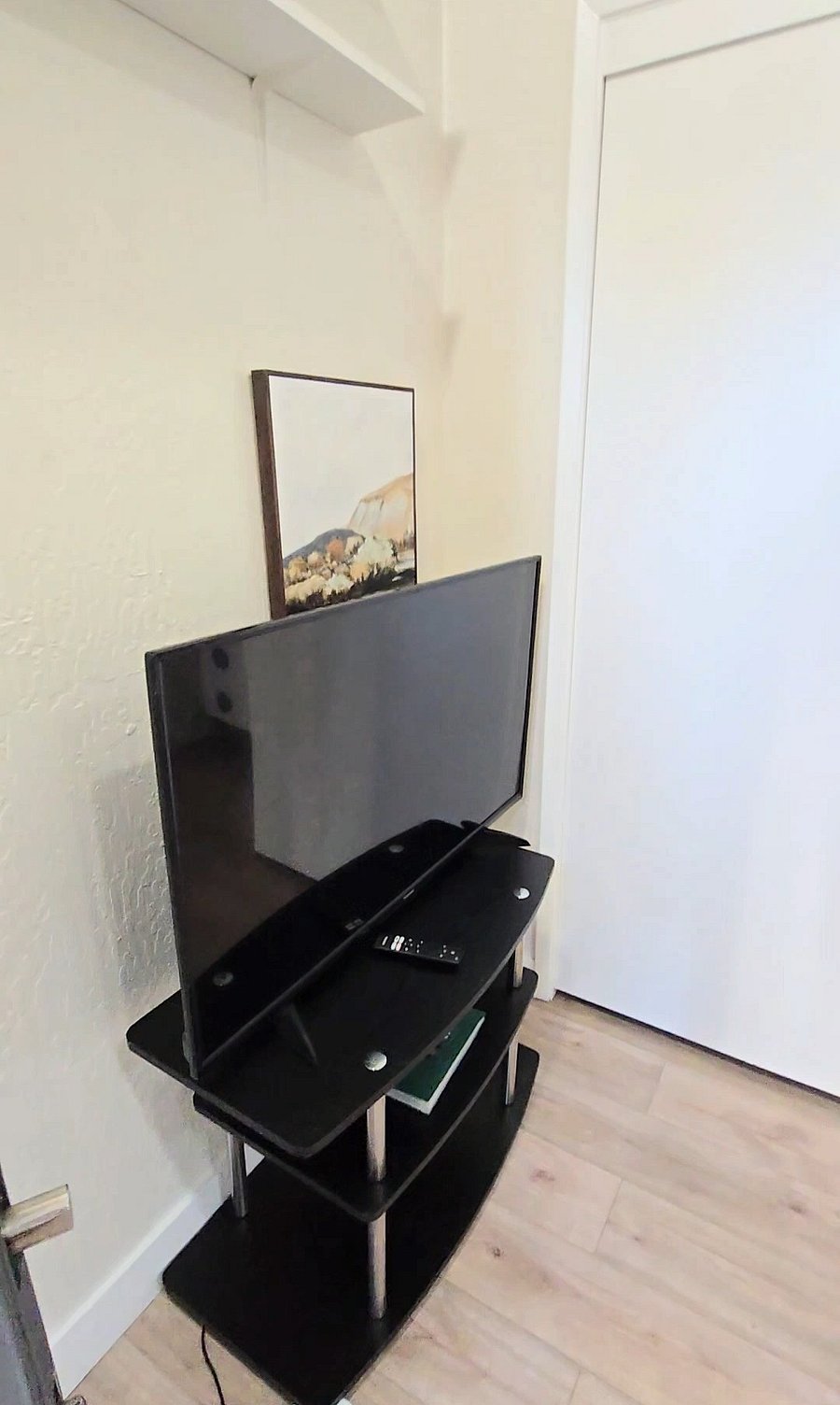 Furnished Finder property 649100_1 photo 3
