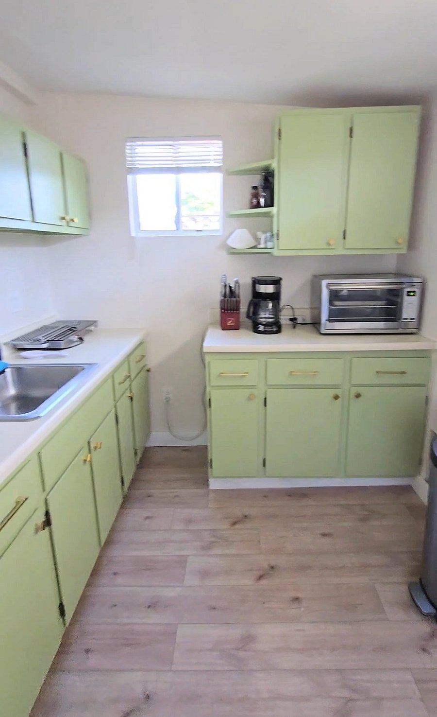 Furnished Finder property 649100_1 photo 8