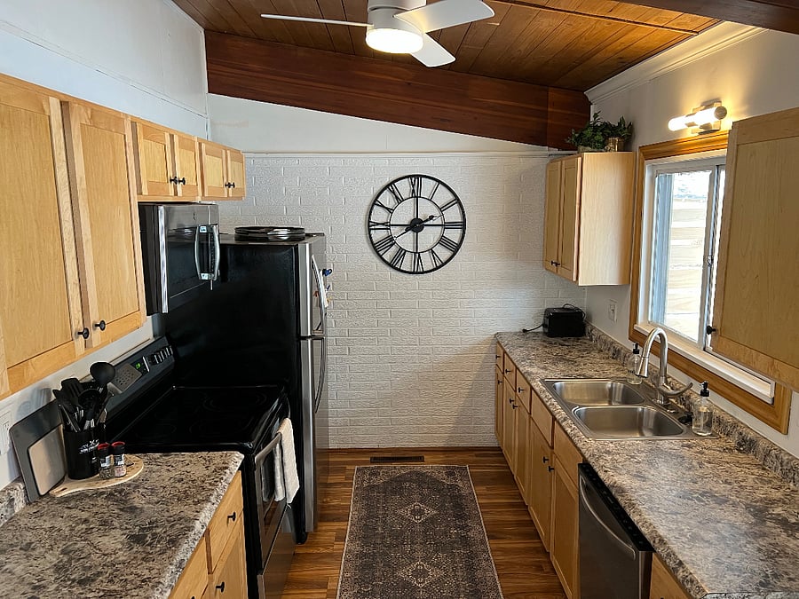 Furnished Finder property 649150_1 photo 5