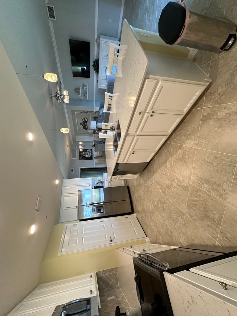 Furnished Finder property 649159_1 photo 8
