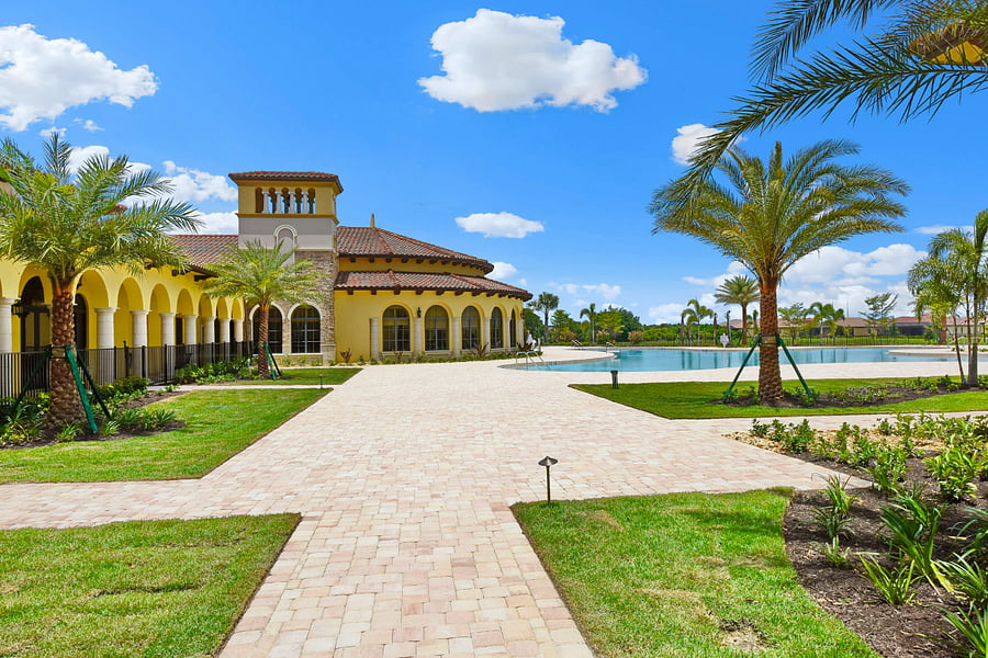 Furnished Finder property 649159_1 photo 33