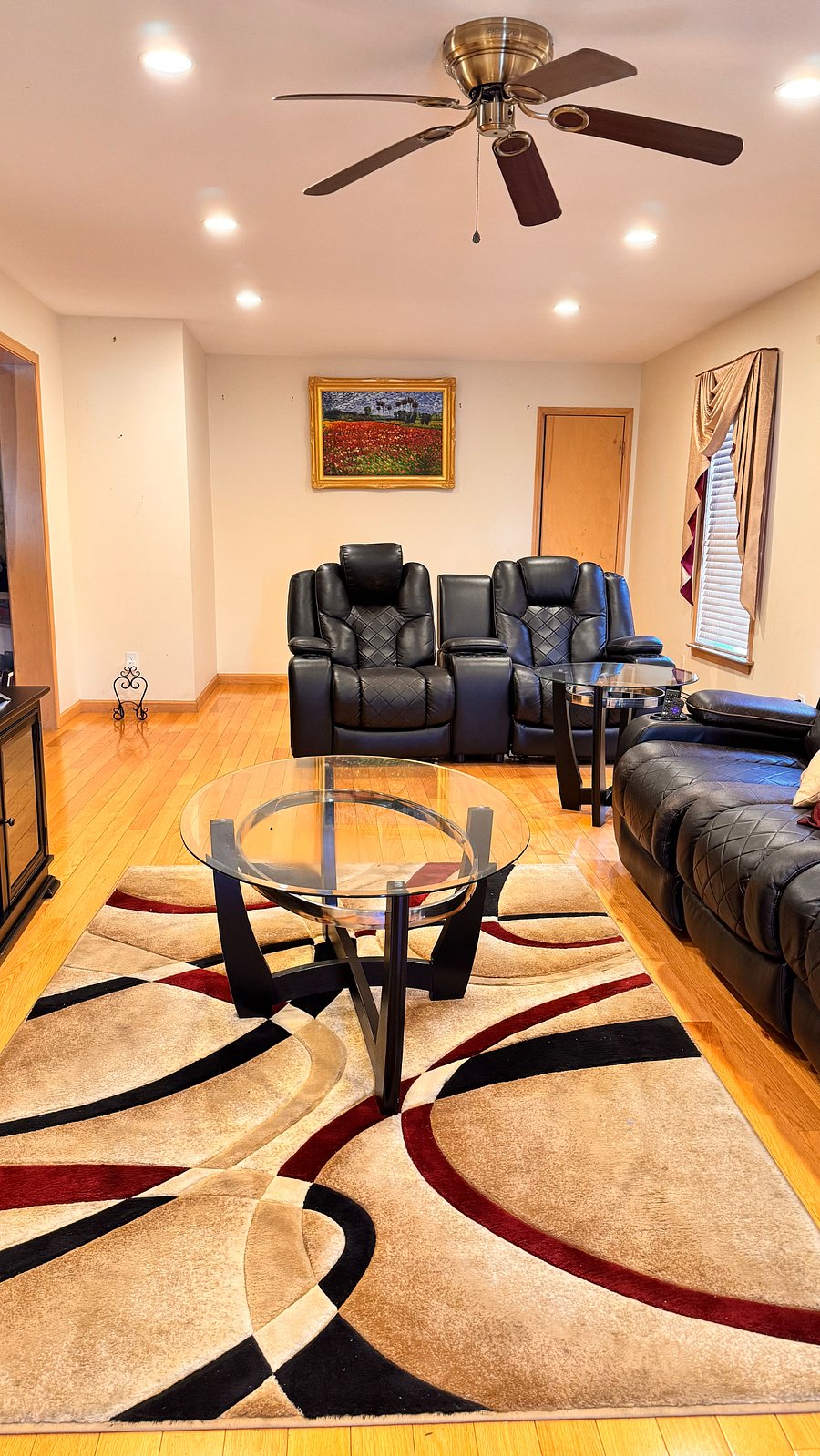 Furnished Finder property 649198_1 photo 4