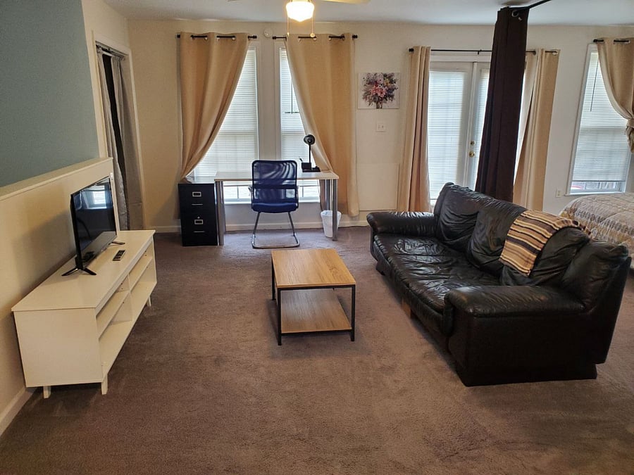 Furnished Finder property 649216_1 photo 3