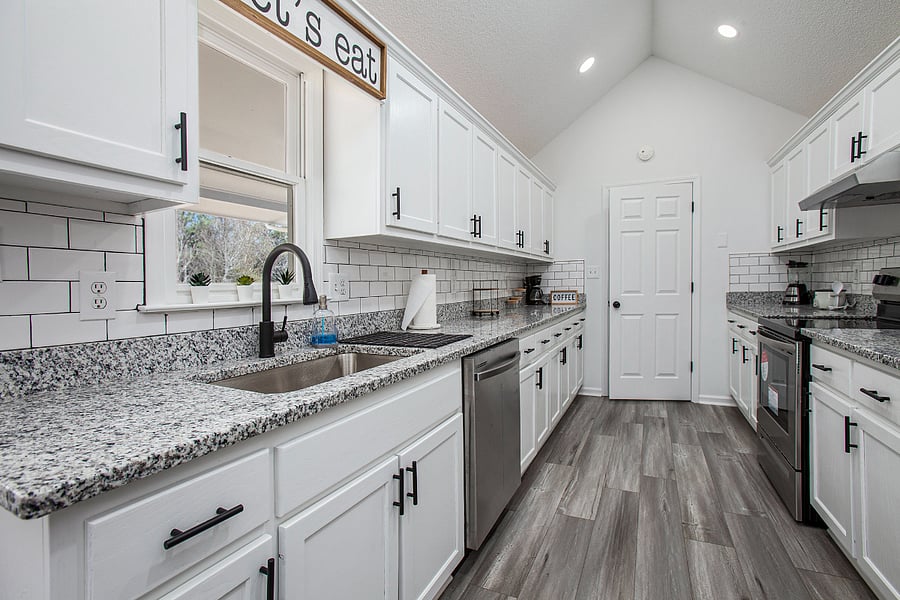 Furnished Finder property 649290_1 photo 5