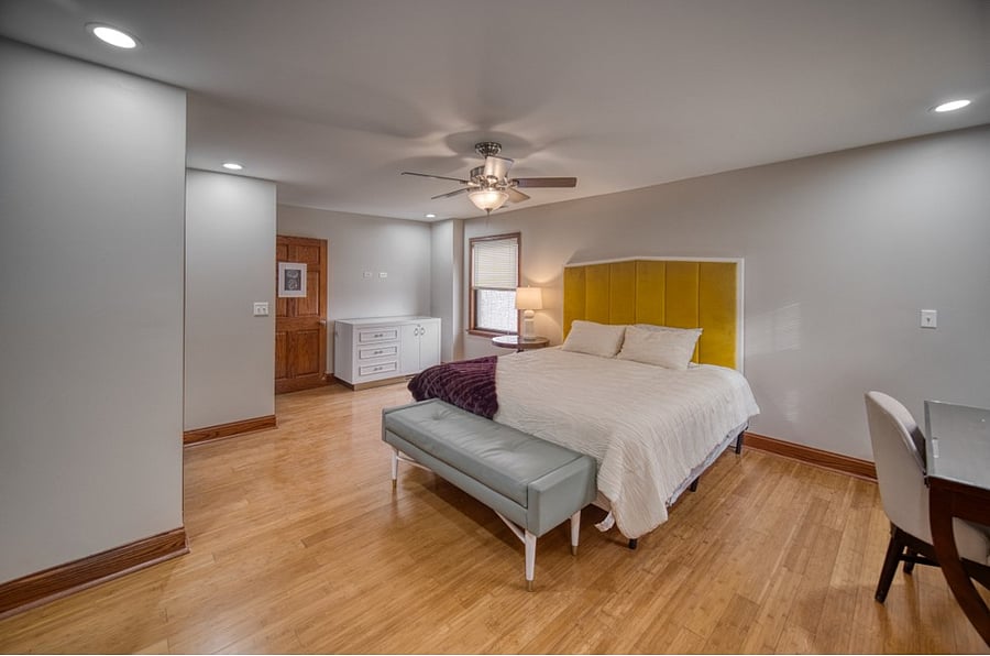 Master Bedroom with private walk-in shower and jacuzzi tub, Mini fridge and King Size Bed