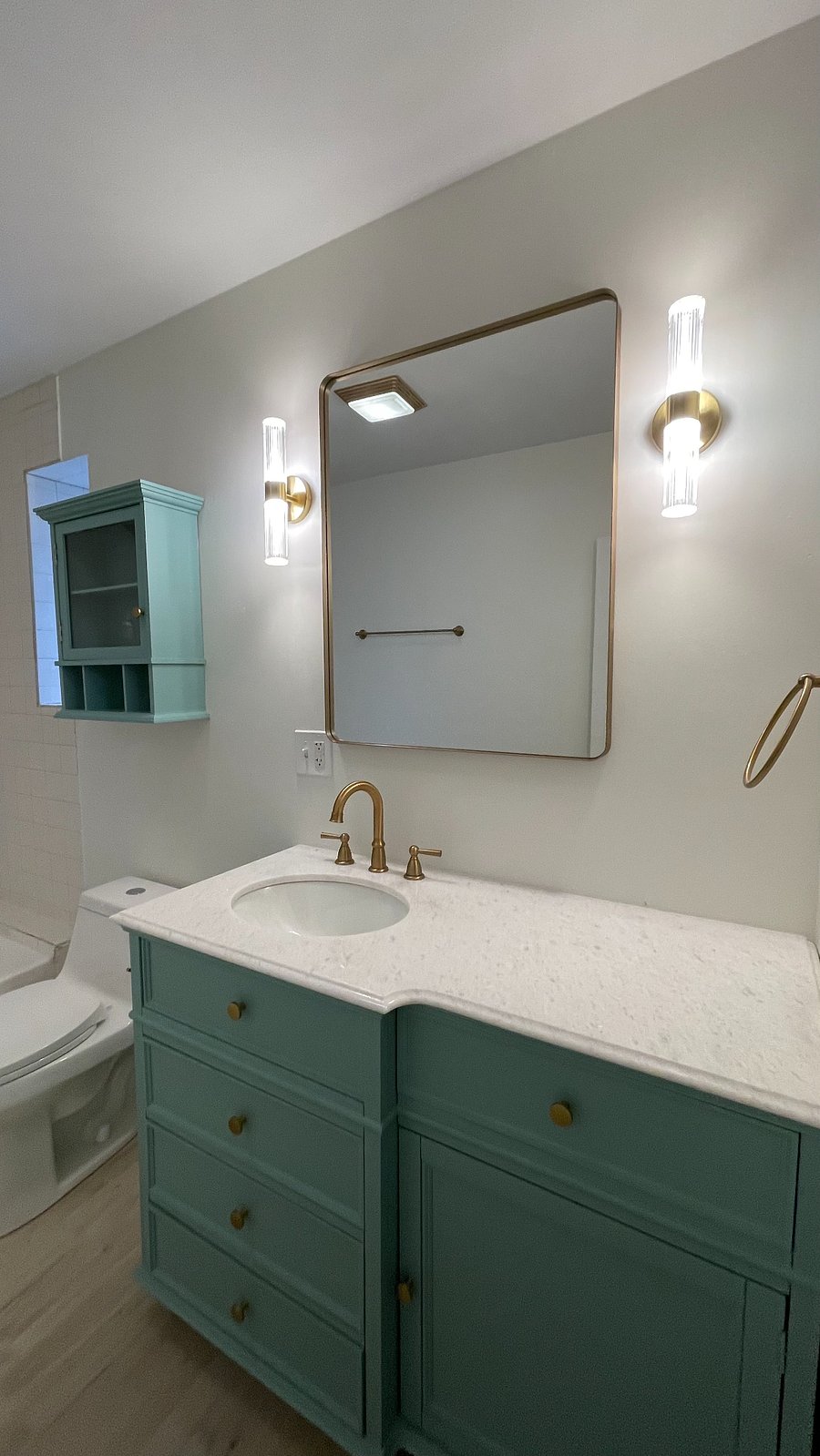 First floor unit bathroom
