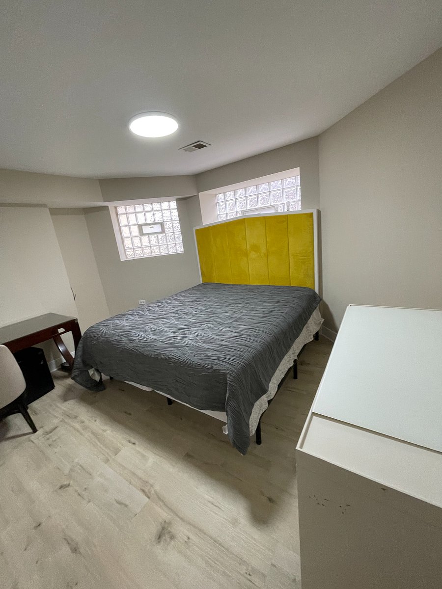 first floor unit king bedroom

