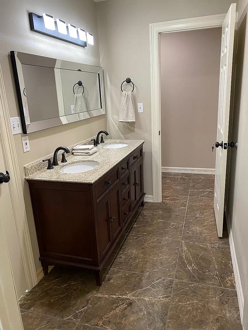 Furnished Finder property 649410_1 photo 11