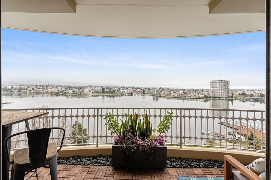 The two balconies both have an overhang so you can even enjoy it in the rain.